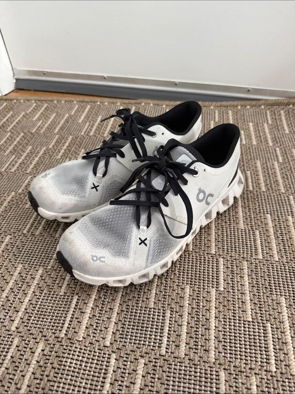 On Running Cloud X Sneakers